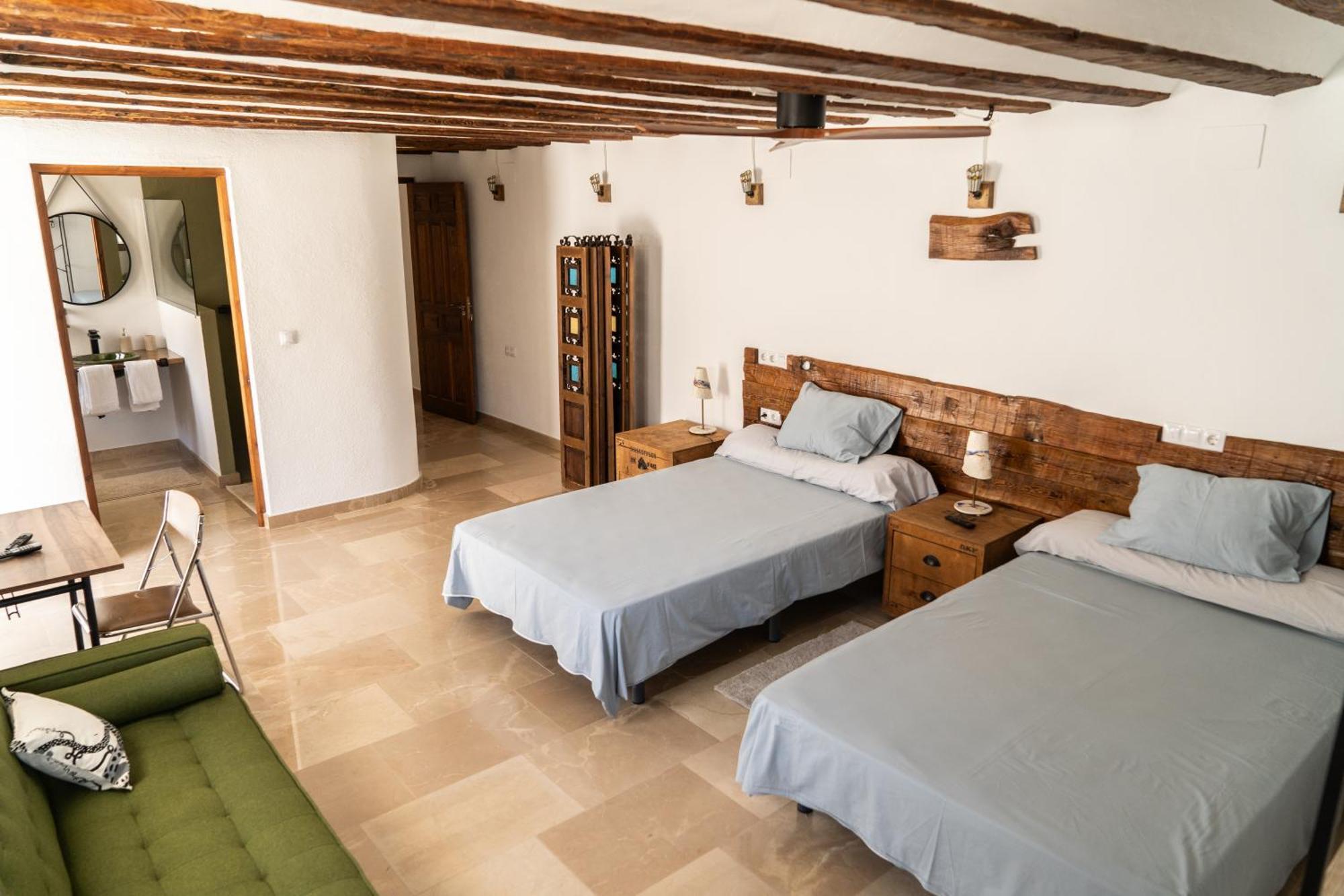Cortijo Llanos Huescar