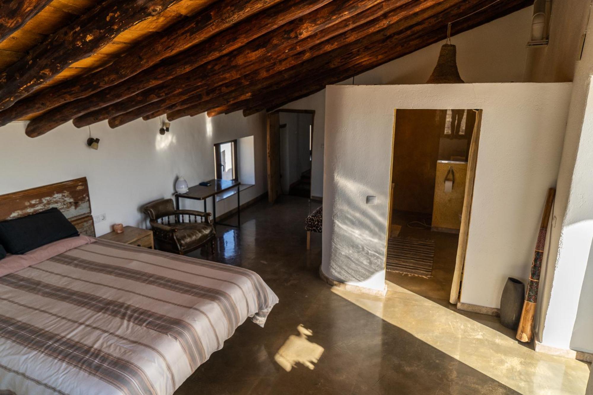 Cortijo Llanos Homestay *